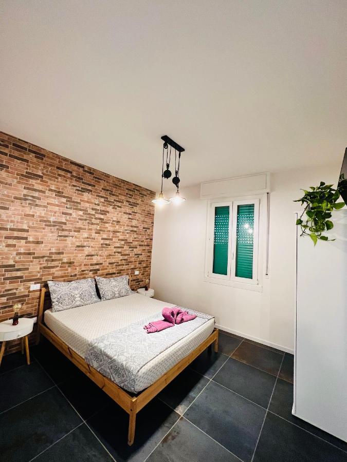 Blaxej, Nel Cuore Di Verona, Moderno Ed Elegante, 4 Posti Letto, Wi-Fi, Self Check In 아파트 외부 사진