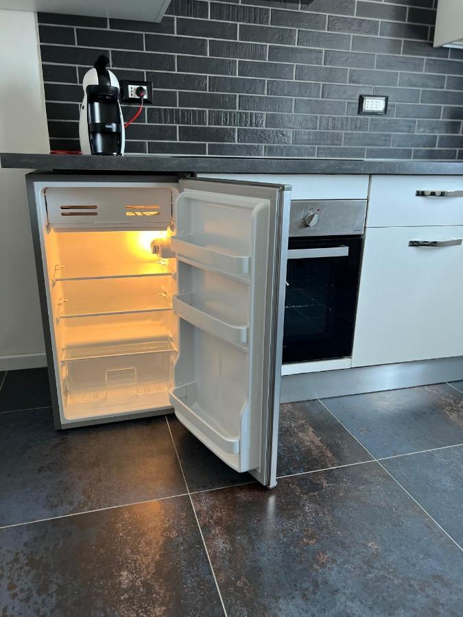 Blaxej, Nel Cuore Di Verona, Moderno Ed Elegante, 4 Posti Letto, Wi-Fi, Self Check In 아파트 외부 사진