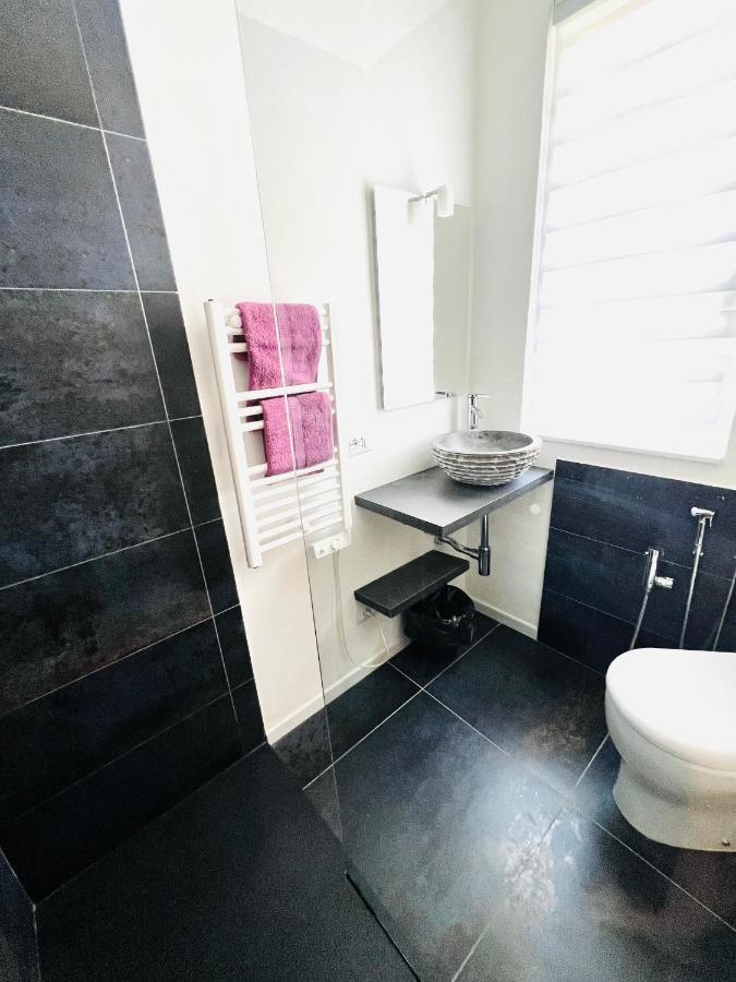 Blaxej, Nel Cuore Di Verona, Moderno Ed Elegante, 4 Posti Letto, Wi-Fi, Self Check In 아파트 외부 사진